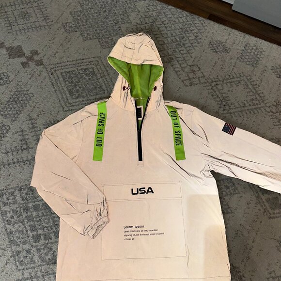 Bleecker and Mercer Large Reflective jacket - Picture 3 of 5